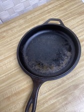 Vintage Lodge Cast Iron Skillet Pan 10” USA Frying Pan Round Corners picture
