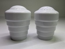 Frank Lloyd Wright Guggenheim Museum Modern Salt & Pepper Shaker Set 2003 F.L. picture