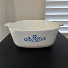 Rare Vintage 1966 CorningWare Blue Cornflower P-1 1/2-B Casserole 1 1/2 Qt Squar picture