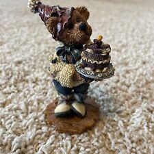 boyds bear figurine- Birthday/party picture