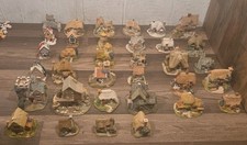 Lilliput Lane English Cottages Lot of 34 Vintage Miniatures Made in England Box picture