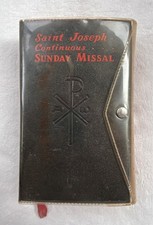 VINTAGE 1957-58 SAINT JOSEPH CONTINUOUS SUNDAY MISSAL BY CATHOLIC BOOK PUB. CO.  picture