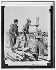Photo:Ramon Novarro Francis Bushman May McAvoy 1925 Film Set Costume Scene picture