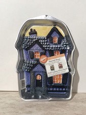 Vintage Haunted House Halloween Cake Pan,  Trick Or Treat Halloween Party, NEW picture