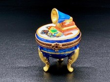 Vintage French Limoges Peint Main Trinket Box – Gramophone on Legs, Hand-Painted picture