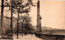 Tuck's Vintage Postcard London England Cleopatra's Needle And Thames Embankment picture