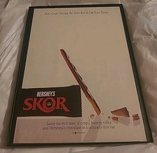 Hershey's Skor Chocolate Bar Framed Print Ad 8.5x11 1988 Vintage  picture
