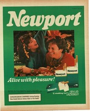 1987 NEWPORT Cigarettes couple frolicking in autunm leaves Vintage Print Ad picture