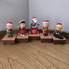 Hallmark 5 Piece Set Peanuts Band Sound Motion Christmas Snoopy Linus Lucy 2011 picture