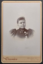 Cabinet Card Young Woman Salem Oregon Cronise Photographer c1890s picture