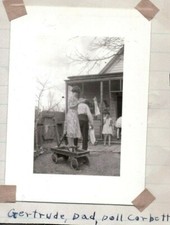 VINTAGE 1931-32 GIRLS FASHION SCHOOL PICNIC TOY WAGON WINNEMUCCA NEVADA PHOTO picture
