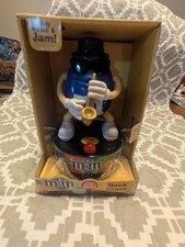 M&M’s Rock Stars – Blue Saxophone Player – Music & Lights – New in Box – Candy I picture