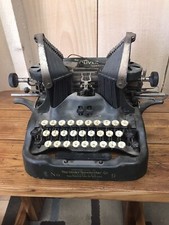 Antique Oliver Type 9 Typewriter Green Non Refurbished Very 1916 ? picture