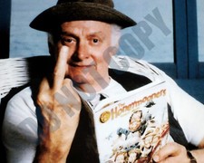 Art Carney Ed Norton Honeymooners Giving the Finger Flipping the Bird 8x10 Photo picture