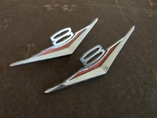 1965 1966 AMC Rambler Classic V-8 Rear Quarter Panel Fender Emblems 3490385 Pair picture