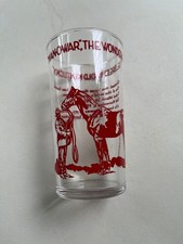 MAN O WAR COMMEMERATIVE GLASS picture