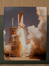 Vintage NASA Space Shuttle Challenger Launch 8x10 Photo Liftoff KSC Pad 39A picture