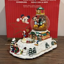 Vintage 1999 Disney A Christmas to Remember Animated Musical Snow Globe picture
