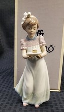 Lladró #5429 ‘Happy Birthday’ Girl Cake Dress Original Box Retired Mint picture