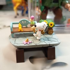 Re-ment SNOOPY & Woodstock w ICE CREAM BENCH Figure Miniature READ DESCRIPTION picture