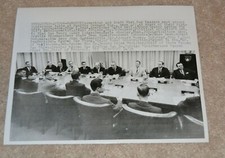 PRESIDENT LYNDON BAINES JOHNSON VINTAGE HAWAII VIETNAM ORIGINAL PRESS PHOTO  picture