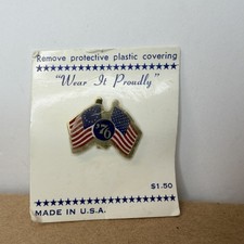 Vintage 1976 American Flag '76 Bicentennial Lapel Pin On Card Made USA picture