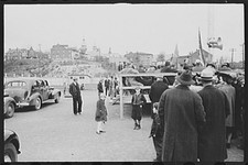 Shenandoah Pennsylvania 1930s Crowded Street Gathering Cars Historic Photo picture