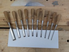 Lie-Nielsen Socket Chisel Set of 10 –Excellent Condition – Flattened & Sharpened picture