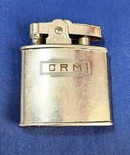 MCM 1952 RONSON STANDARD LIGHTER w/INITIALS  WORKS picture