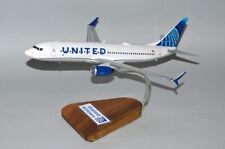 United Airlines Boeing 737-800 New Livery Desk Display Model 1/100 SC Airplane picture