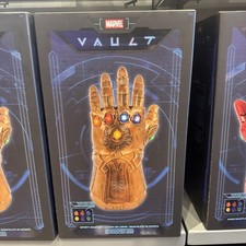 2026 Disney Parks Marvel Vault Collection Thanos Infinity Gauntlet New In Box picture