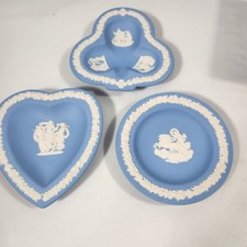 3 VINTAGE BLUE ENGLISH WEDGWOOD JASPERWARE TRINKET TRAY PLATES picture