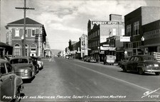 Livingston MT Park Street and Northern Pacific Depot c1940s-50s RPPC bhn picture