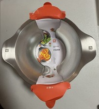 Zwilling 7.8-inch 18/10 Stainless Steel Strainer picture