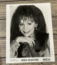Vintage 1996 Reba Mcentire Press Release Photo 8x10 Black White MCA Nashville picture