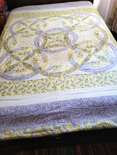 Vintage 1940-50’s Double Wedding Ring Yellow Quilt 83”x 82” Summer Handmade picture