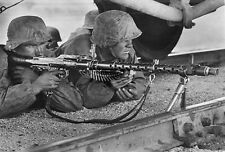 WWII B&W Photo German Troops MG34 Railroad WW2 World War Two Wehrmacht / 2036 picture