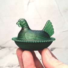 Frosted Emerald Green Indiana Style Glass Mini Hen On Nest Chicken Salt Dish picture