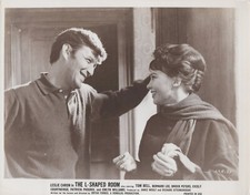 Hollywood Leslie Caron + Tom Bell in The L-Shaped Room (1962) Orig Photo 847 picture