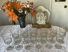 ARBY'S 1986-CHRISTMAS GLASSES-HOLLY BERRY STEMMED GOBLETS GLASSES SET OF 12 picture