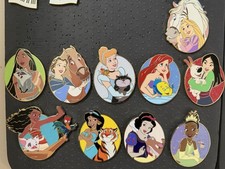 PALM Disney Princesses and Sidekicks Care for your World - 10 pin set picture