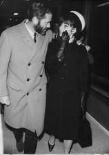 AUDREY HEPBURN + MEL FERRER CANDID WALKING MADRID PORTRAIT 1950s ORIG PHOTO MA78 picture