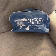 RARE Vintage Ilikai Hawaiian Hotel Holiday 1960s Zippered Carry On Blue Bag picture