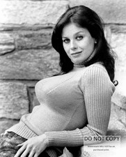 ACTRESS LANA WOOD - 8X10 PUBLICITY PHOTO picture
