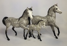 Breyer Classic CM Arabian Family picture