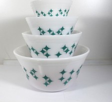 VINTAGE FEDERAL GLASS DIAMOND STAR  ATOMIC TEAL MIXING BOWL GLASS 5