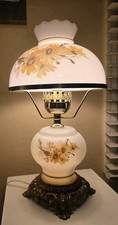 Vintage Accurate Casting 3 Way Hurricane Parlor Table Lamp   picture