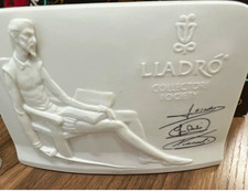 2 Lladro 1985 Collectors Society Don Quixote Porcelain Plaques #17601 Spain picture