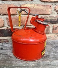 Vintage JUSTRITE Safety Metal Gas Can MH-207 W/ Screen Small 1/2 Gallon picture