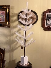 SALE 3.5 ft  AUTHENTIC Replica 1850 GERMAN CHRISTMAS FEATHER TREE😹🥳we make it picture